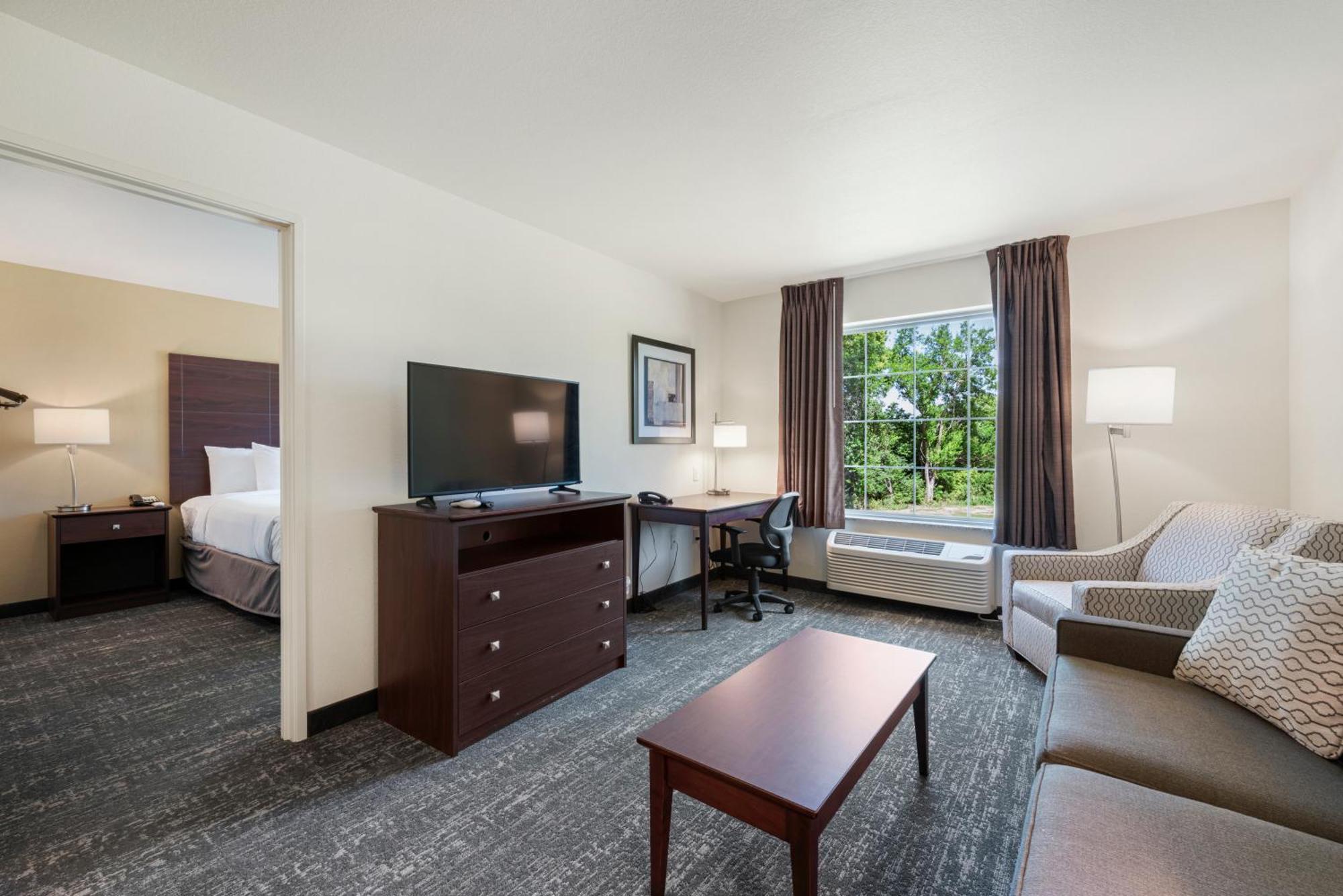 Cobblestone Hotel & Suites - Bellefontaine Exteriér fotografie